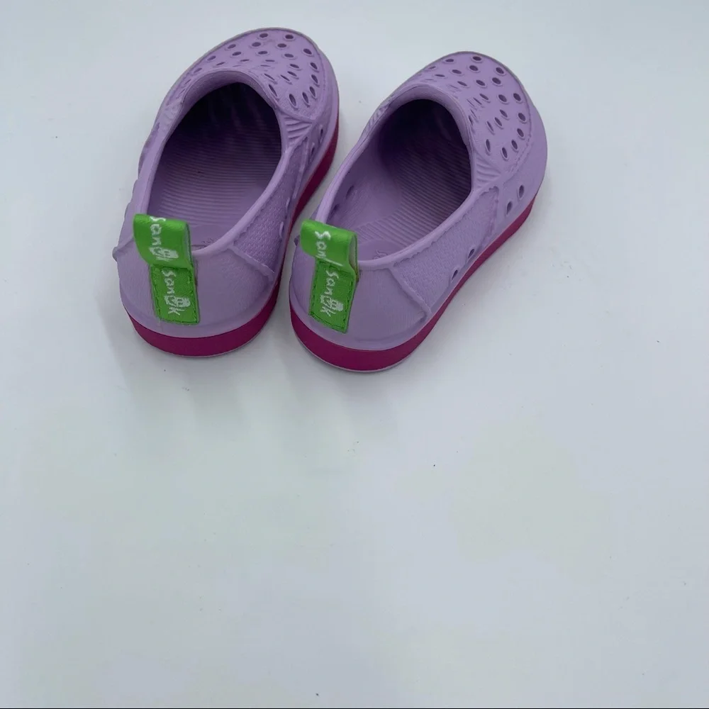 Sanuk Lil Walker in Lavender/Cactus Flower